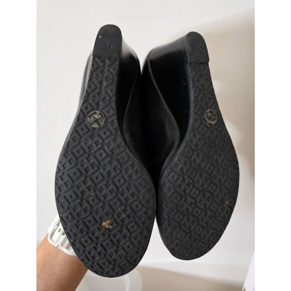 Tory Burch Sally Wedge Black Pumps W5.5 (2.5" heel) - Picture 5 of 10